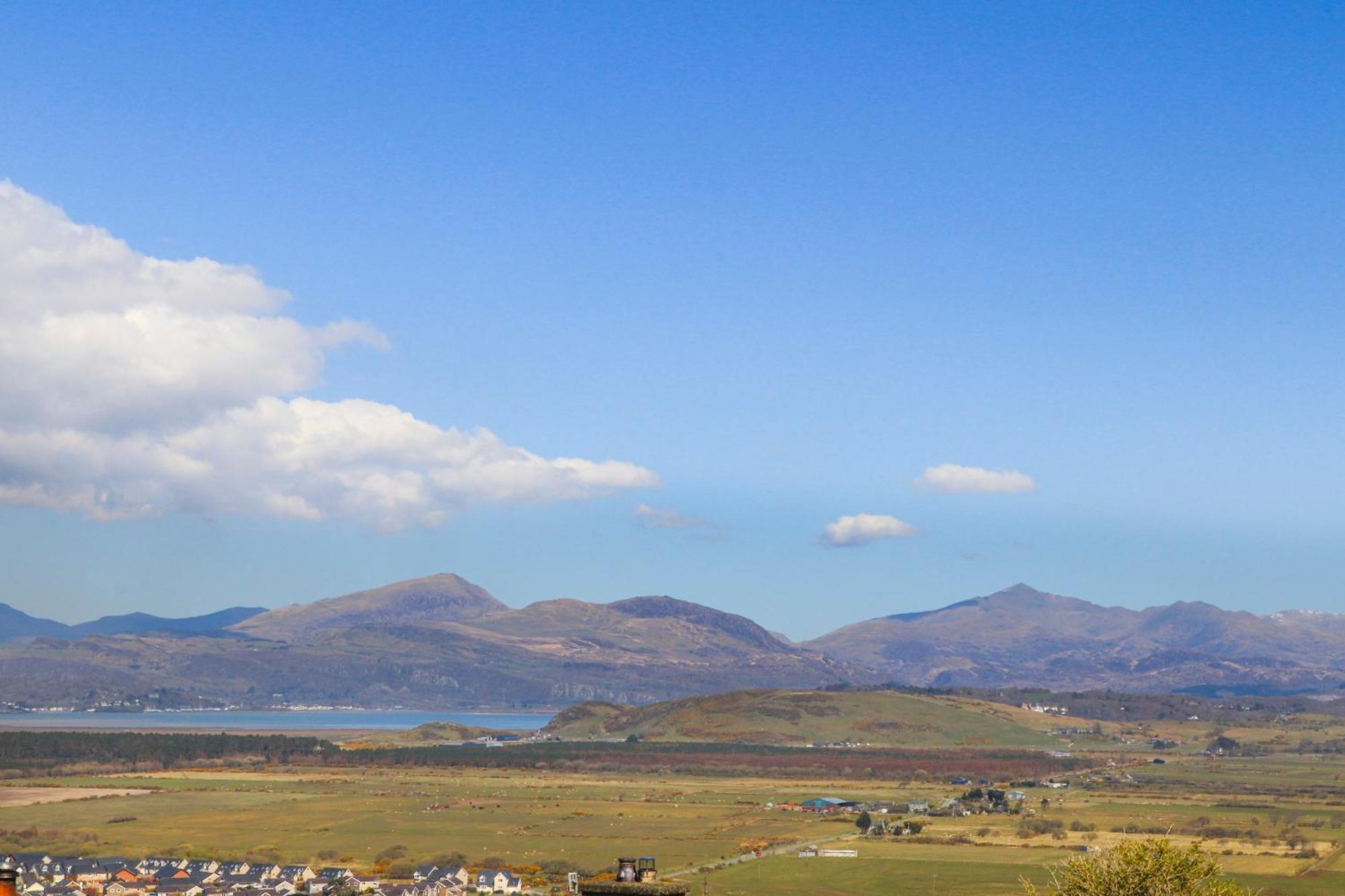 Harlech Apartments - Branwen Luaran gambar