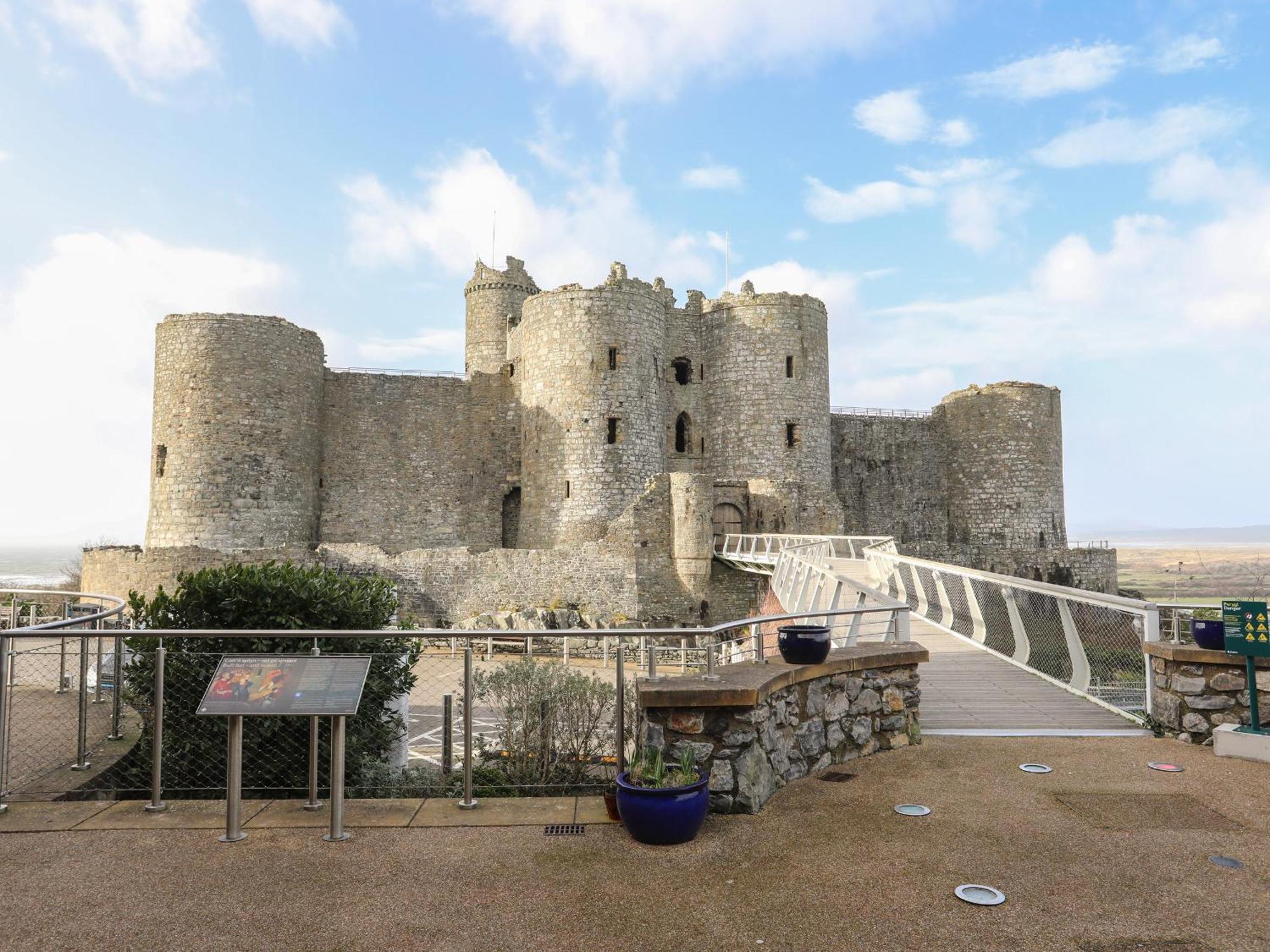 Harlech Apartments - Branwen Luaran gambar