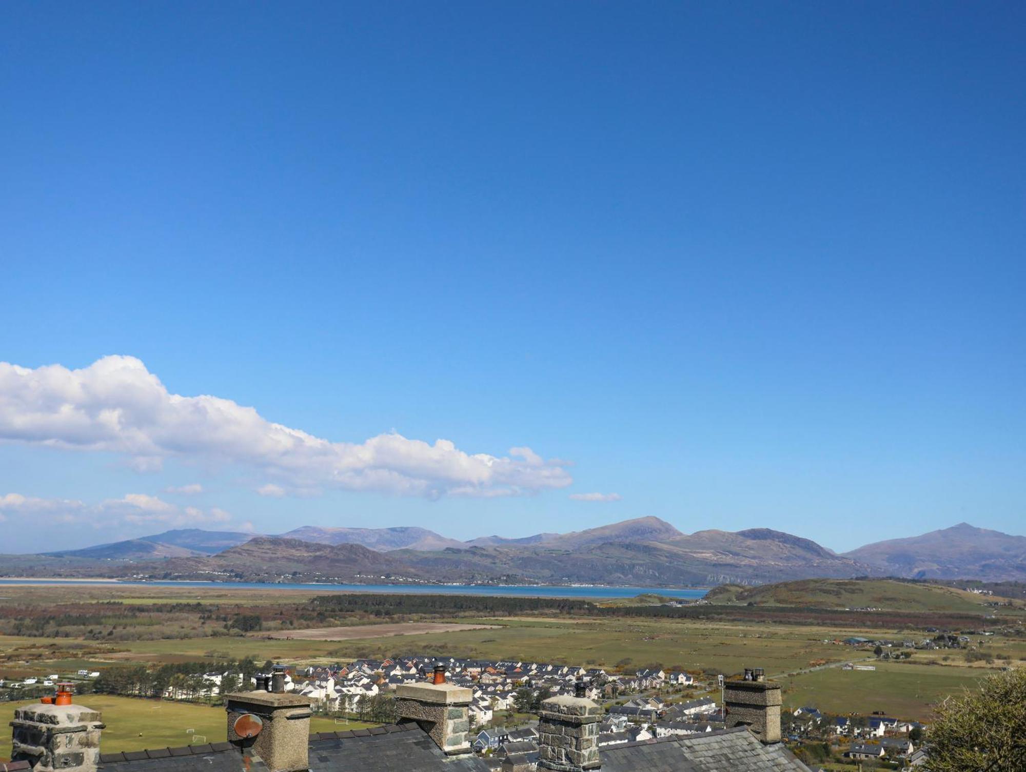 Harlech Apartments - Branwen Luaran gambar
